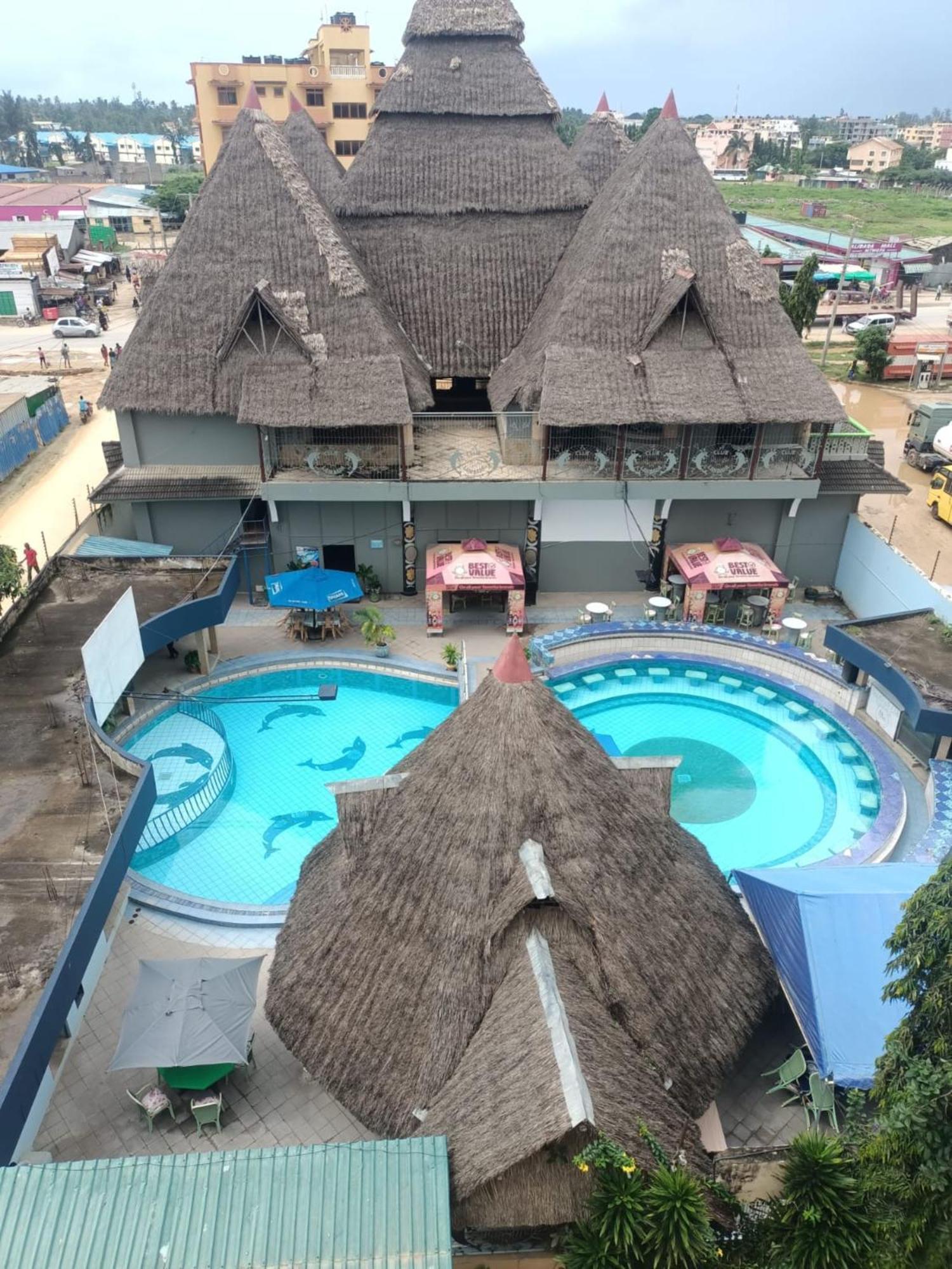 Lambada Holiday Resort Mombasa Mtwapa Bagian luar foto